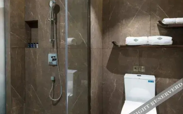 TILL BRIGHT Hotel Changsha South Station (Shumuling Subway Station)