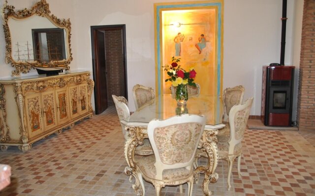 "meridiana Holiday House With Swimming Pool"