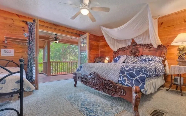 Cabin On The Lake