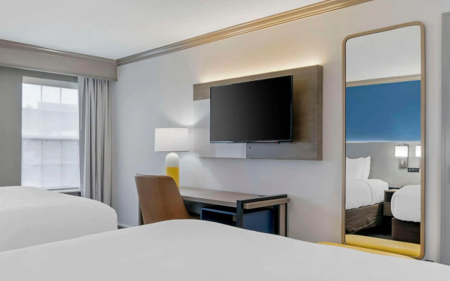 Comfort Inn Plainwell