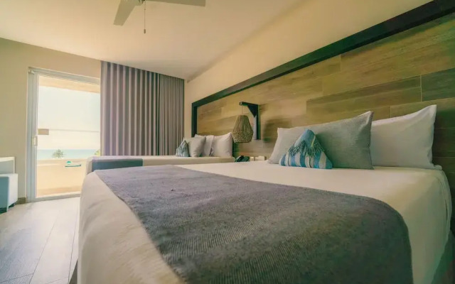 Oceana Resort & Conventions - All Inclusive
