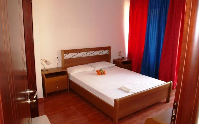Hotel Pyrgos