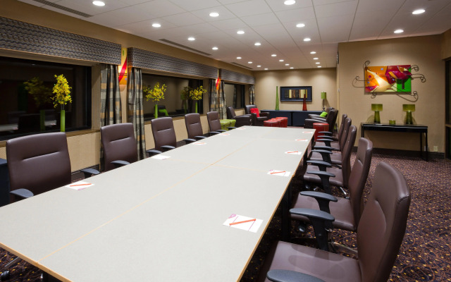 Crowne Plaza Minneapolis West by IHG