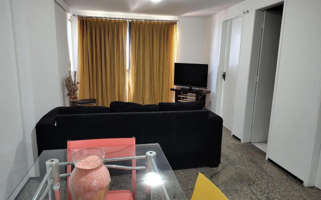 Iracema Travel FLAT1803 Confortável