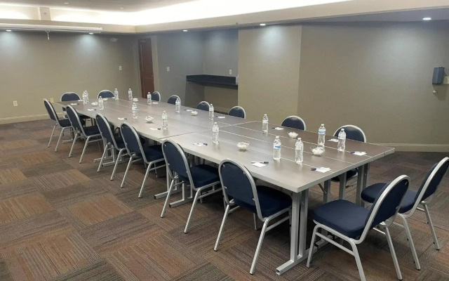 Holiday Inn Express Cleveland Downtown by IHG