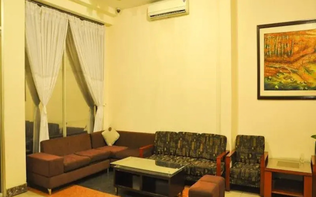 99 Hotel