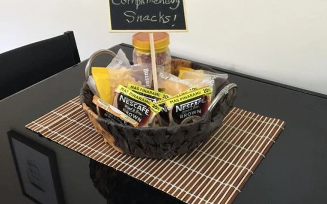 Rich Place Squareville