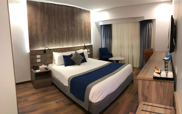 Pyramisa Suites Hotel Cairo