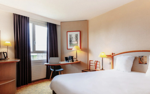 Mercure Nevers Pont de Loire