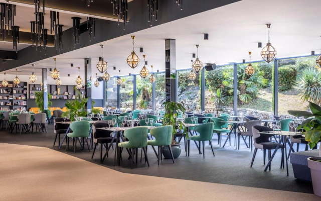 Grand Hotel Adriatic II