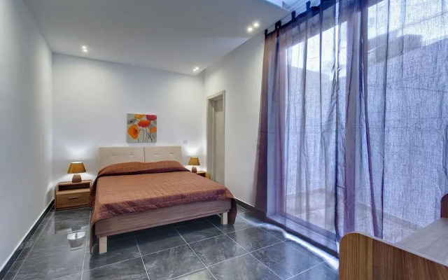 Deluxe Apartment in a Prime Location, Wifi