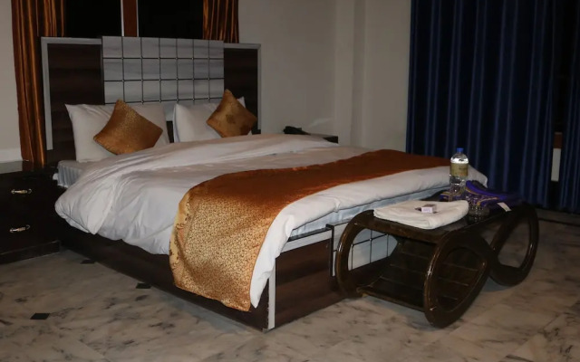Hotel Malam Jabba Palace