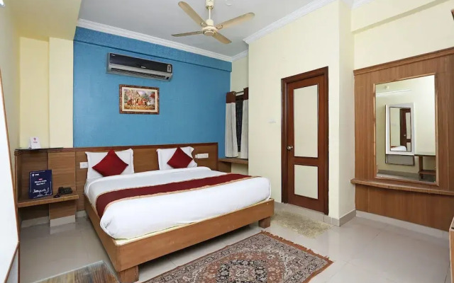 OYO 8932 Delight Inn Gachibowli
