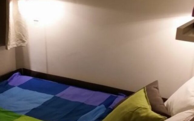 Qstay Bed & Breakfast
