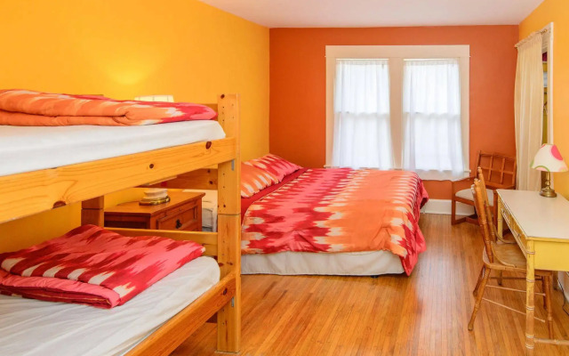 Indy Hostel
