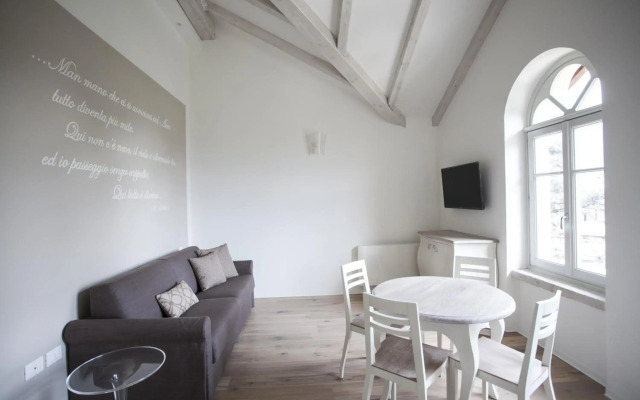 Villa Italia Luxury Suites and Apartments