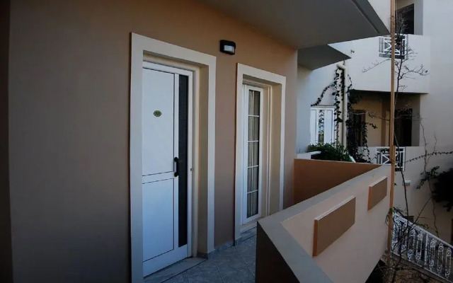 Nirvana Studios and Apartments