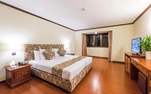 Apartments Omni Tower Direct Rooms Sukhumvit Soi 4