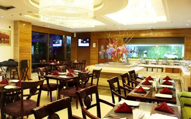 Best Western Sky City