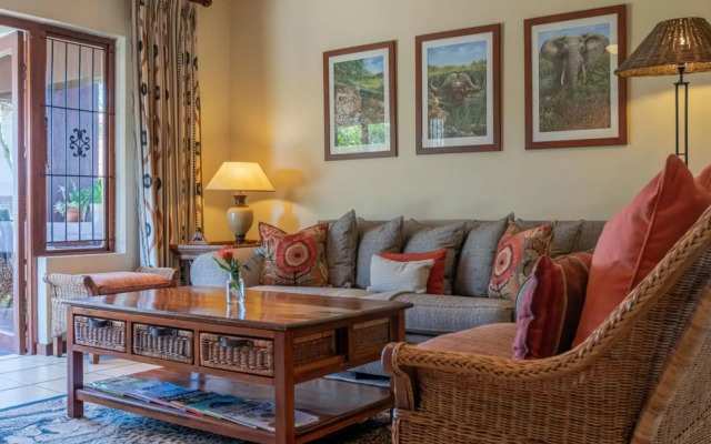 Oliver's Restaurant & Lodge