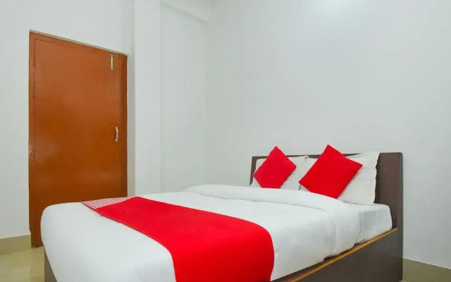 Oyo 17409 Gs Residency