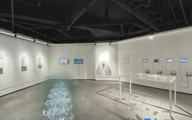Kinmirai Gallery Hostel（Chunxi Road Taiguli store）