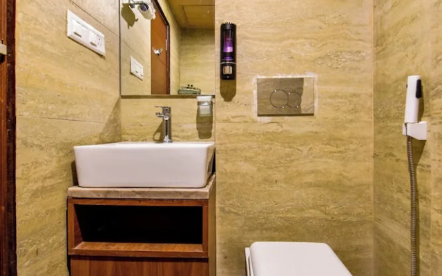 Naivara Boutique Hotel