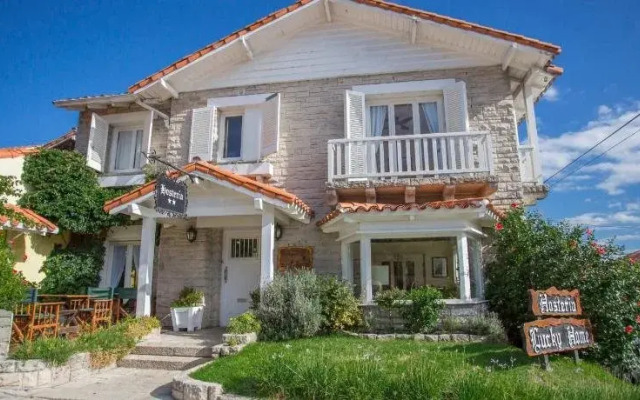 Hosteria Lucky Home