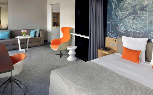 Mövenpick Hotel Amsterdam City Centre