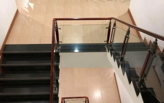 KT Apartment