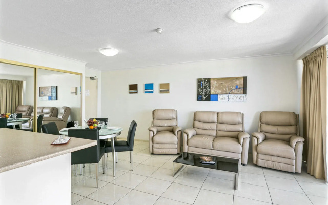 Surfers Beachside Holiday Apartments