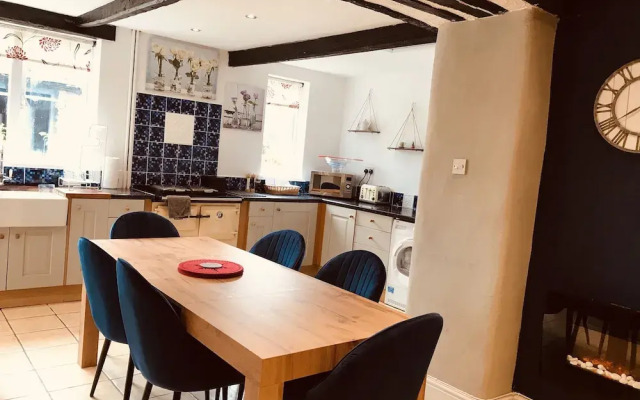 3 Bedroom Country Retreat - Dogs Welcome