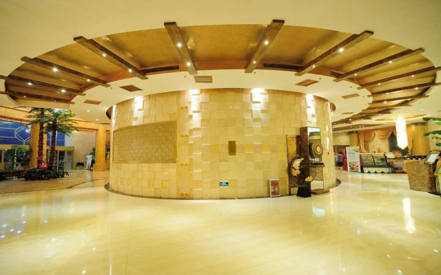 Vienna International Hotel Shandong Yantai FTA Jinshatan Xingyi Square