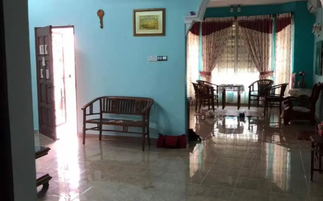 Homestay Tapang – Hotel Rooms – Kota Bharu