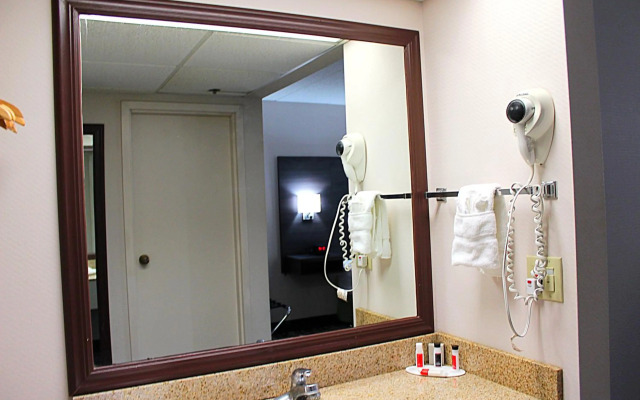 Baymont by Wyndham Springfield