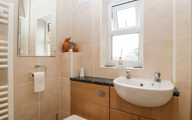 2 Bathsheba Terrace