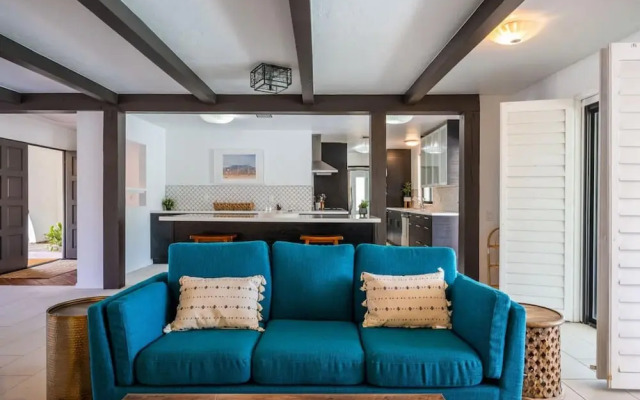 Mountain View Mid-century