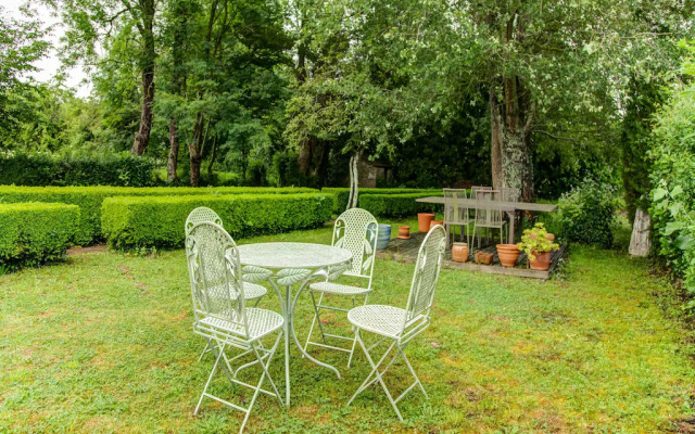 Lovely holiday home in Picauville with a furnished garden