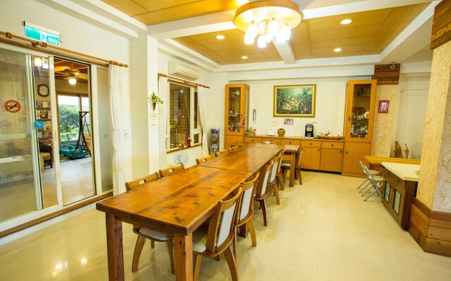 Dong Shan He B&B