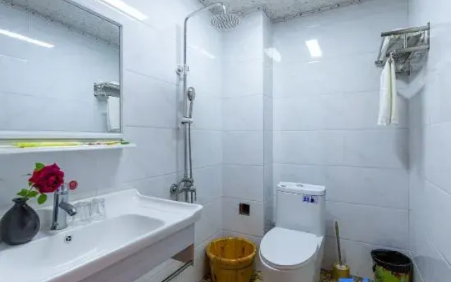 Wuhu Lake Jiayi B&B