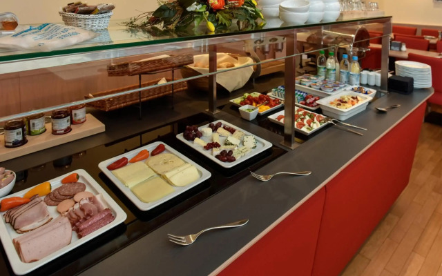 Hotel Adria München