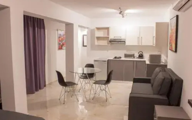 Makronissos Beach Studio