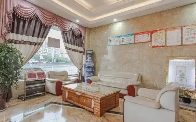 art star hotel