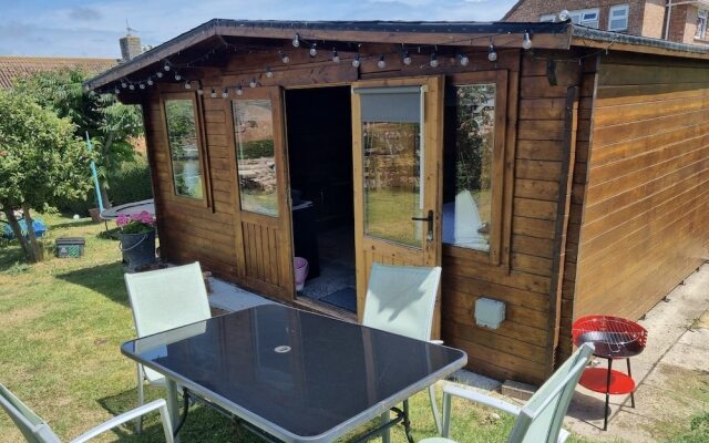 Glamping Cabin - Great for Hikers - Breakfast Inc!