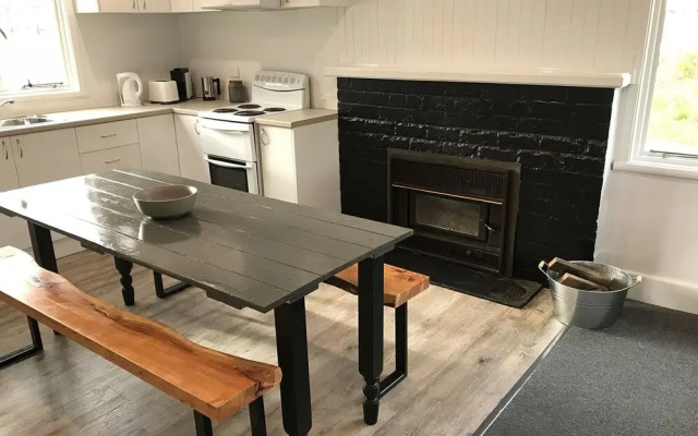 Maydena Digs Cottage