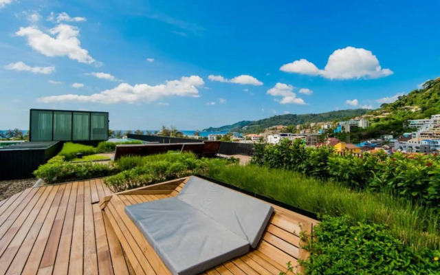 The Deck Patong