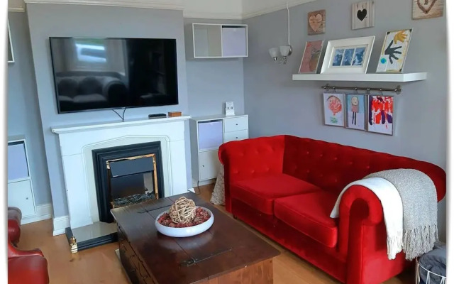 Charming Villa in Ryde - Child Friendly