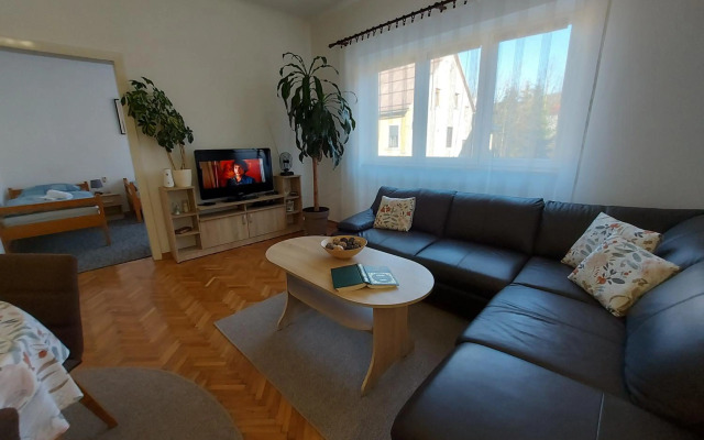 Apartman Tinče