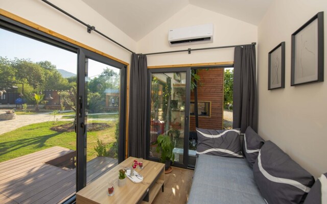 Nomade Caravan Camping