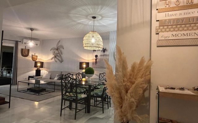 Apartamento En Primera Linea/Beachfront Apartment